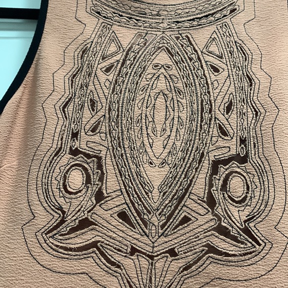 Gorgeous sugar lips dress - Picture 2 of 4